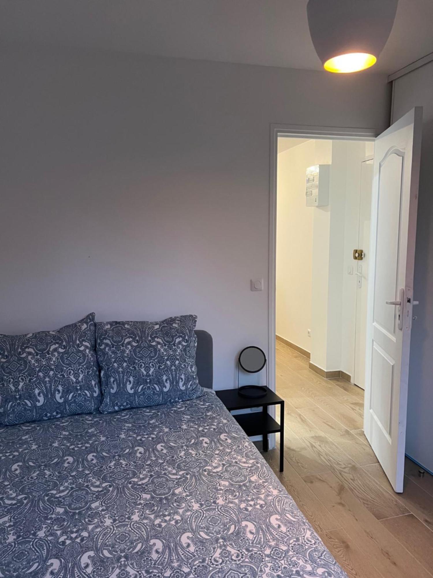 Appartement Lumineux Pres Metro Saint-Denis  Exteriér fotografie